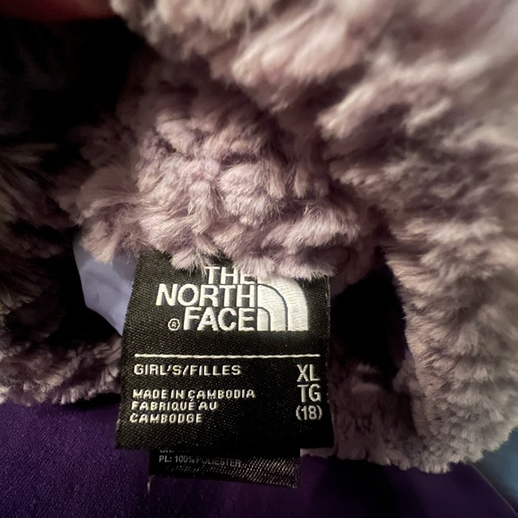 The North Face Girls XL fleece jacket - Picture 6 of 6